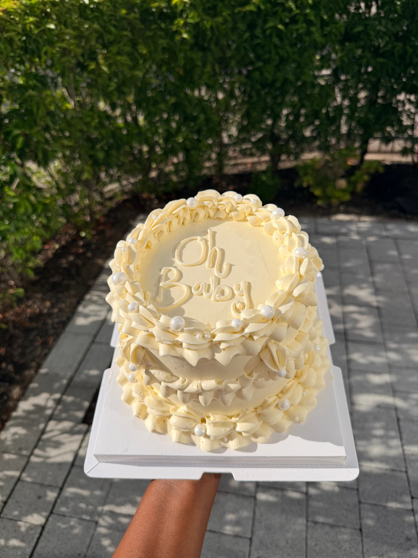 GENDER REVEAL CAKE