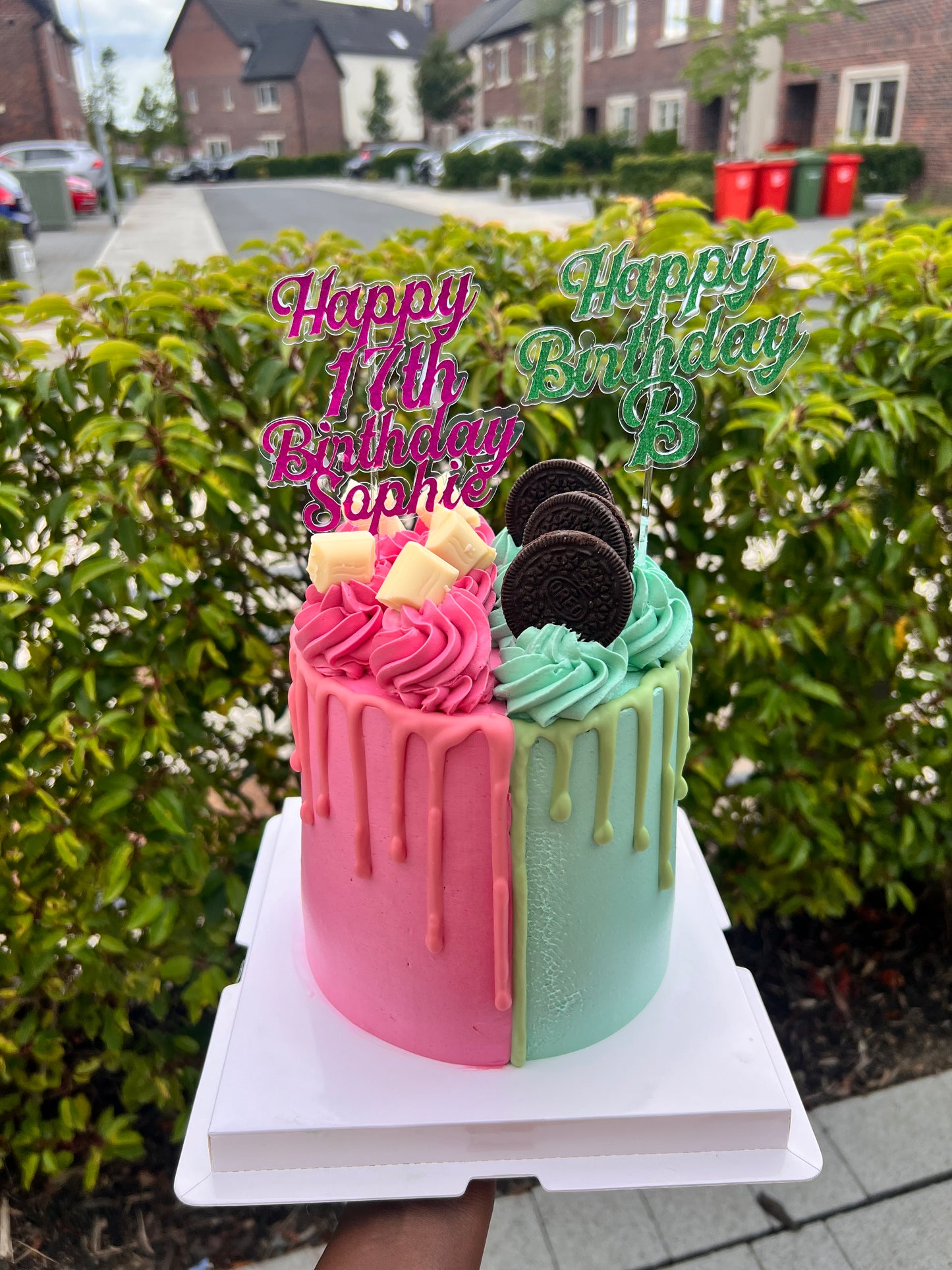 TWO SIDES CAKE