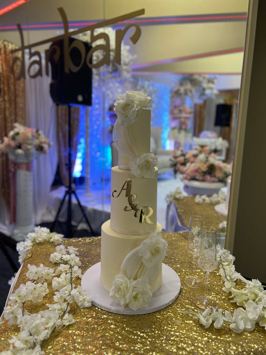 WEDDING CAKE