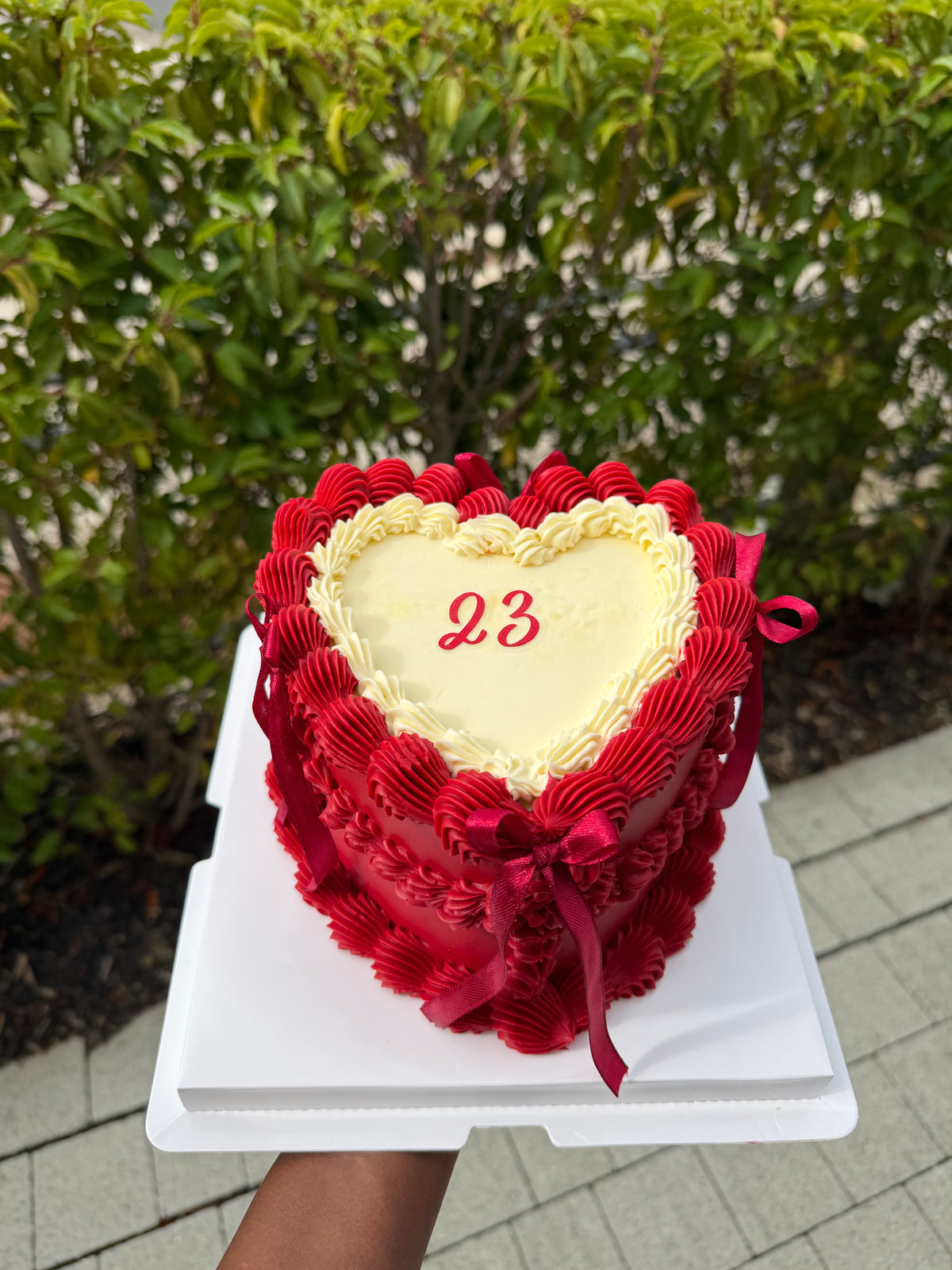 MINI VINTAGE CAKE
