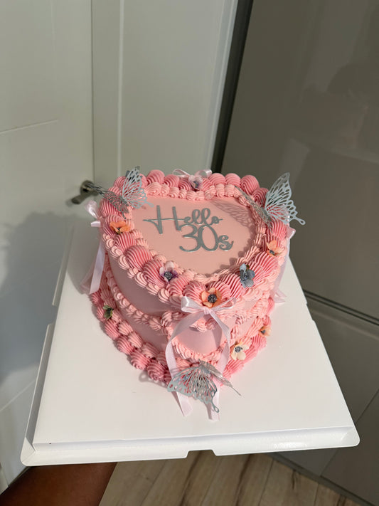 VINTAGE 8" HEART