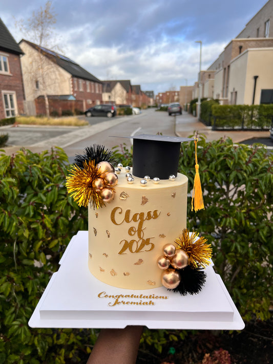 GRADUATION CAKES