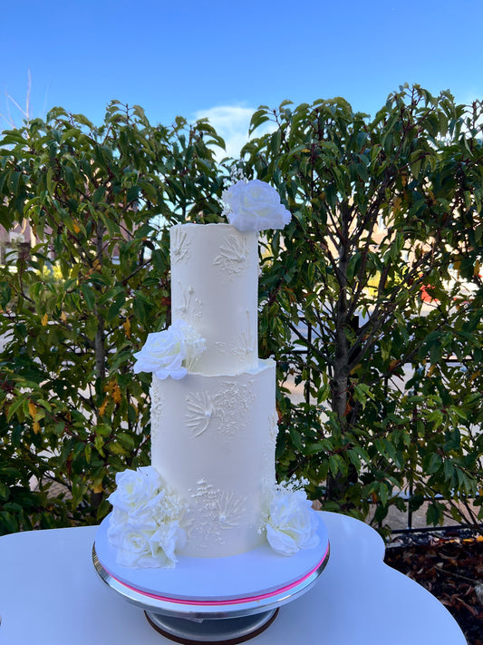 WEDDING CAKE