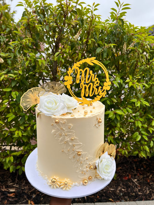 WEDDING CAKE