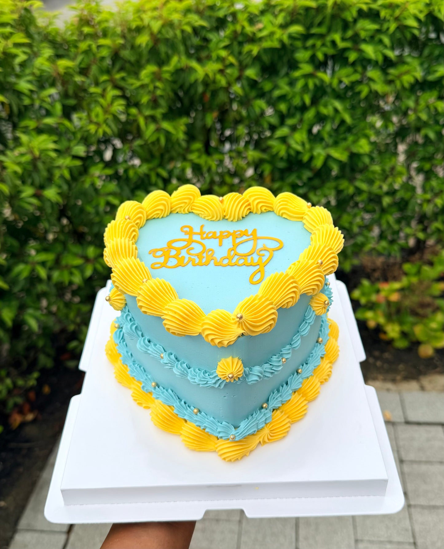 MINI VINTAGE CAKE